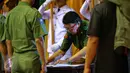 Menteri Dalam Negeri Tjahjo Kumulo menandatangani Pencanangan dan Penandatanganan Piagam Zona Integritas di Kantor Kemendagri, Jakarta, Senin (14/9/2015). Kemendagri menjadi Proyek percontohan Zona Integritas. (Liputan6.com/Faizal Fanani)