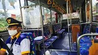 Fasilitas di dalam Teman Bus yang akan melayani warga Kota Palembang secara gratis hingga bulan Desember 2020 mendatang (Dok. Humas Kemenhub / Nefri Inge)