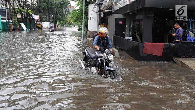 Banjir di Green Garden dan Jelambar Jakarta Barat