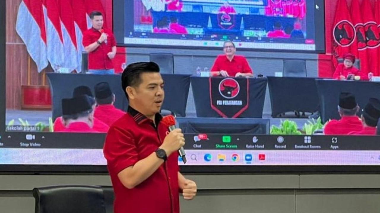 Kader muda PDI Perjuangan (PDIP) Bane Raja Manalu