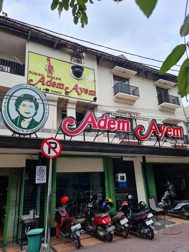 Rekomendasi Tempat Makan Sekitar Ngarsopuro Solo