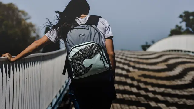 Ilustrasi tas punggung, tas ransel