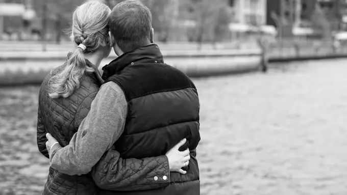 Mau Si Pacar Segera Berkomitmen Padamu? Ini 3 Cara Memancingnya