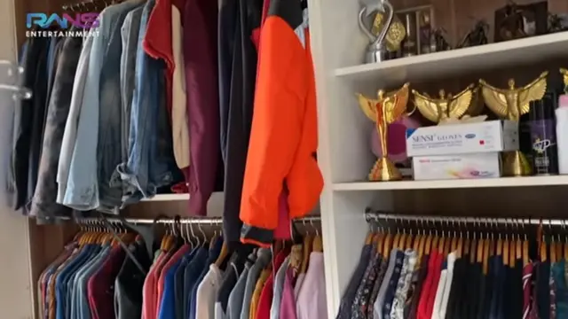 Potret rumah minimalis peninggalan Olga Syahputra