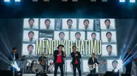 Potret Padi Reborn Manggung di Yogyakarta, Fadly Duet Bareng Selebgram Dokter Wahyu Triasmara