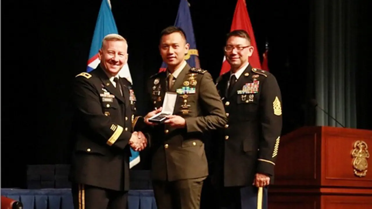 Jadi Lulusan US Army Terbaik, Agus Yudhoyono Pamer di Instagram