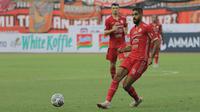 Pemain Persija Jakarta, Abdulla Yusuf Helal menguasai bola dalam laga pekan ke-2 BRI Liga 1 2022/2023 antara Persija Jakarta melawan Persis Solo di Stadion Patriot Candrabhaga, Bekasi, Minggu (31/7/2022) sore WIB. (Bola.com/Ikhwan Yanuar)
