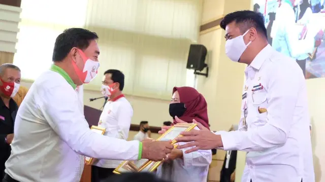 Tekan Angka Kekerasan Anak, Bupati Gowa Adnan Purichta Raih Penghargaan