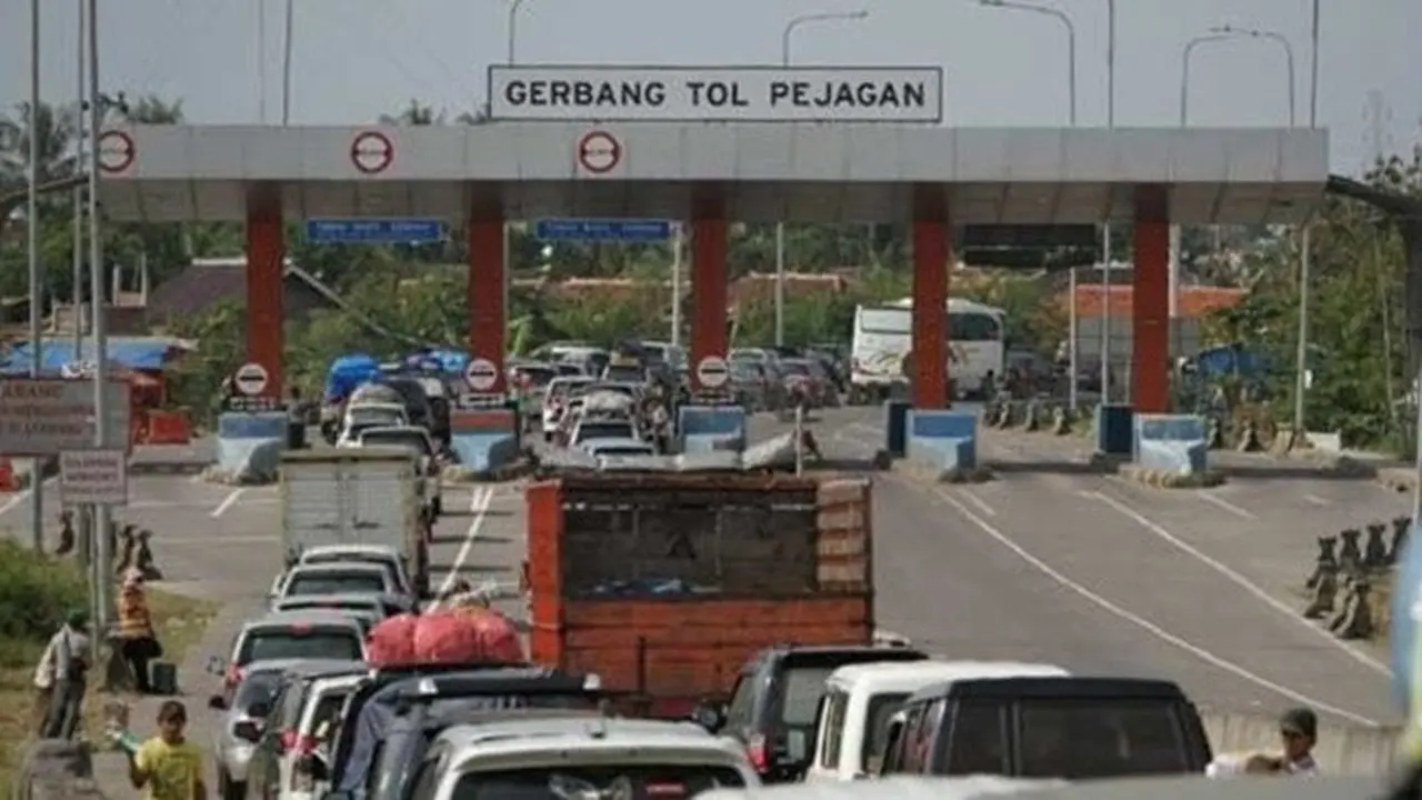 Tol Pejagan. ©2015 Merdeka.com