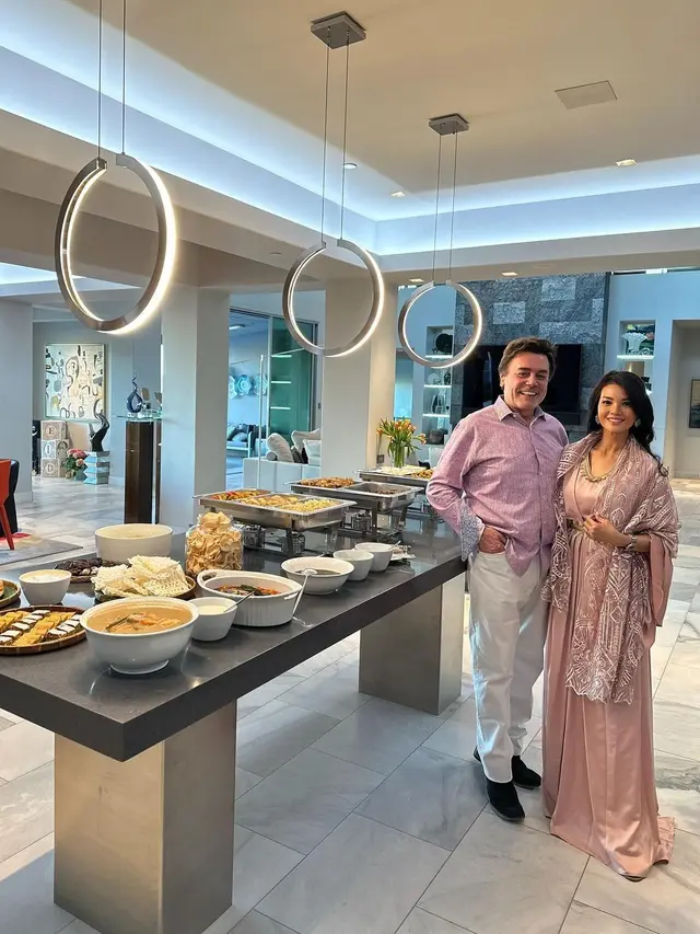 Momen Farah Quinn Jadi Tuan Rumah Acara Buka Bersama, Dihadiri Rombongan KJRI LA