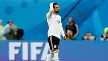 Penyerang Mesir, Mohamed Salah usai pertandingan melawan Rusia pada grup A Piala Dunia 2018 di stadion St. Petersburg di St. Petersburg, (19/6). Rusia menang 3-1 atas Mesir. (AP Photo / Efrem Lukatsky)