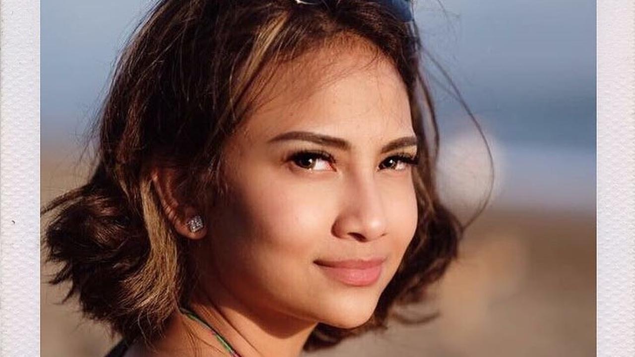 [Bintang] Vanessa Angel