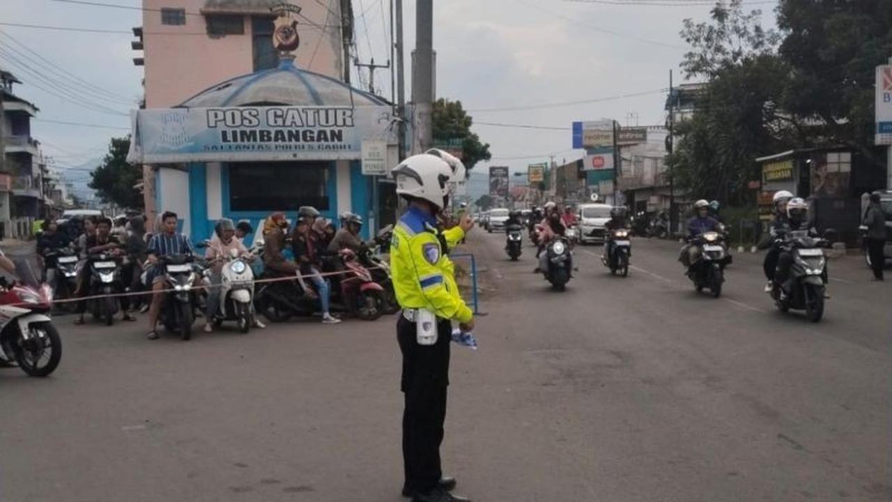 Polisi Terapkan Rekayasa Lalu Lintas Garut Lebaran, Urai Kepadatan Arus Kendaraan di Jalur Mudik