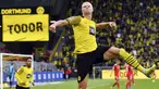 Erling Haaland merupakan pencetak gol terbanyak di Liga Jerman musim 2021/2022 hingga pekan ini. Mesin gol Borussia Dortmund tersebut tercatat telah mencetak tujuh gol dan lima assist dari lima penampilannya di Bundes Liga. (AP/Bernd Thissen)