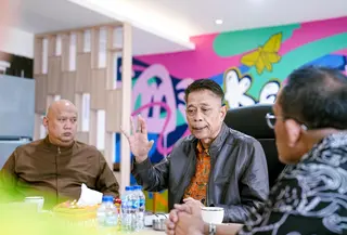 Wakil Menteri Sosial Agus Jabo Priyono akan menindaklanjuti usulan pembangunan Sekolah Rakyat di Kabupaten Hulu Sungai Utara (HSU), Kalimantan Selatan.