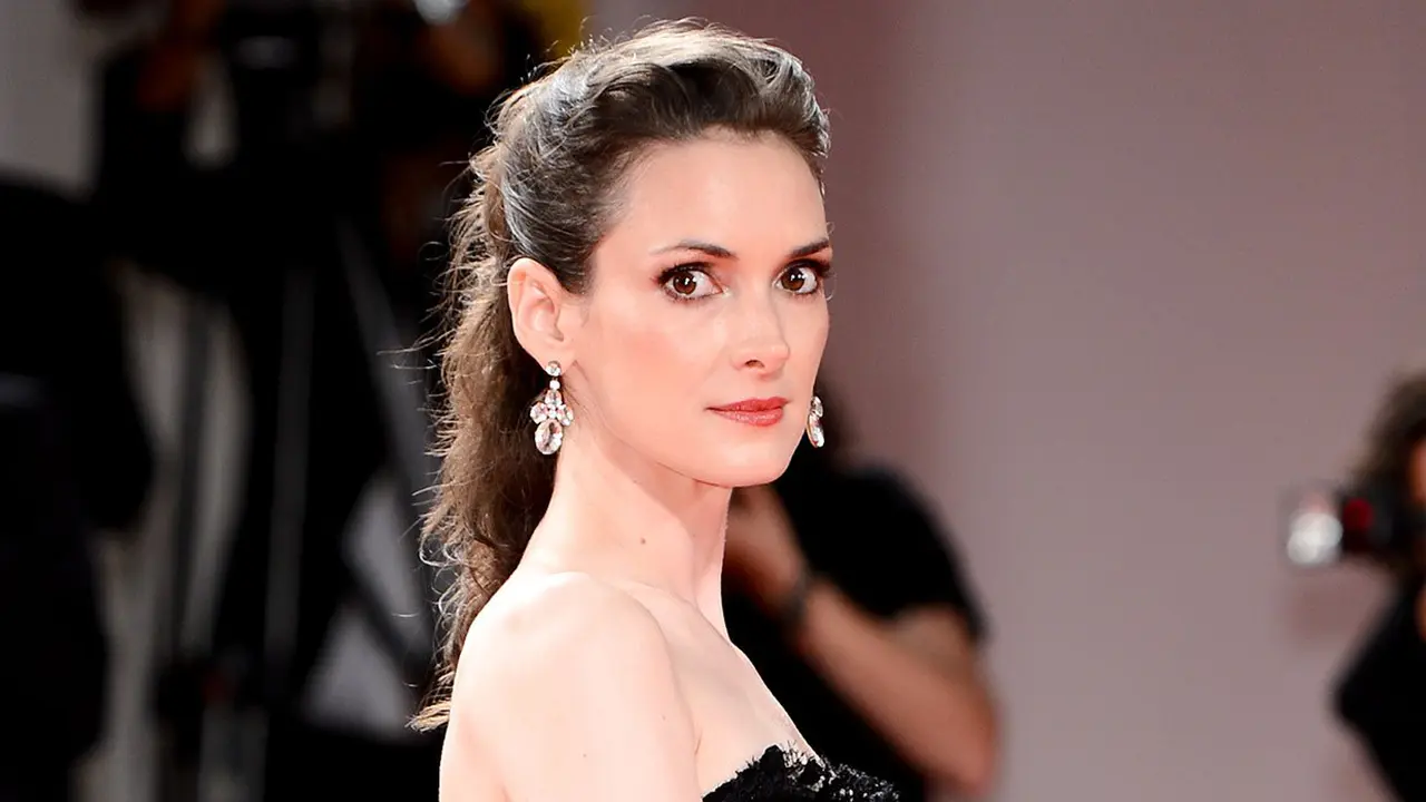 Winona Ryder (parade.com)