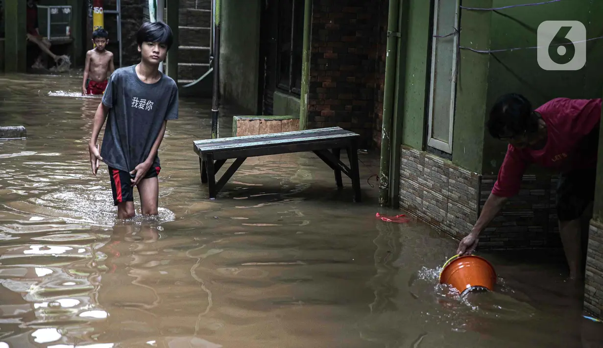 Ada ratusan rumah warga yang terendam air. (Liputan6.com/Faizal Fanani)
