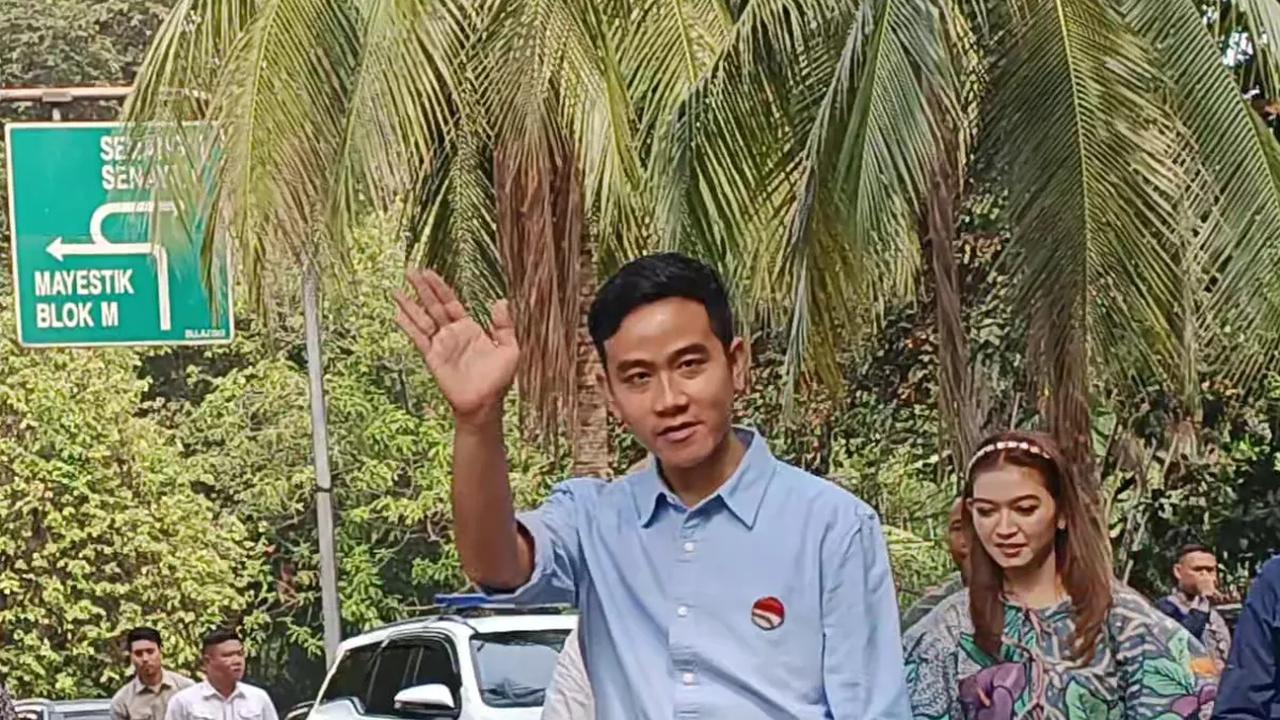 VIDEO: Kata-Kata Pertama Prabowo-Gibran saat Saling Bertemu Jadi Capres & Cawapres Jelang ke KPU