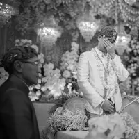 Maudy Ayunda telah resmi menikah dengan Jesse Choi, pria asal Korea Selatan. Berita ini cukup mengejutkan, khususnya masyarakat Indonesia, pasalnya Maudy tak pernah membagikan cerita tentang kehidupan pribadinya di media sosial. Foto: Instagram.