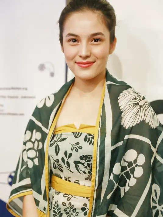 Bahkan, akting Chelsea Islan dalam film laga juga mendapat banyak pujian. Film produksi Screenplay Infinite Films yang akan dirilis pada 8 Desember mendatang itu ia berperan sebagai Airin. (Adrian Putra/Bintang.com)