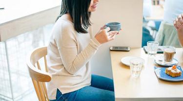 Pacar Bayangan Bikin Perempuan Jepang Yang Tinggal Sendirian Merasa Aman Lifestyle Fimela Com
