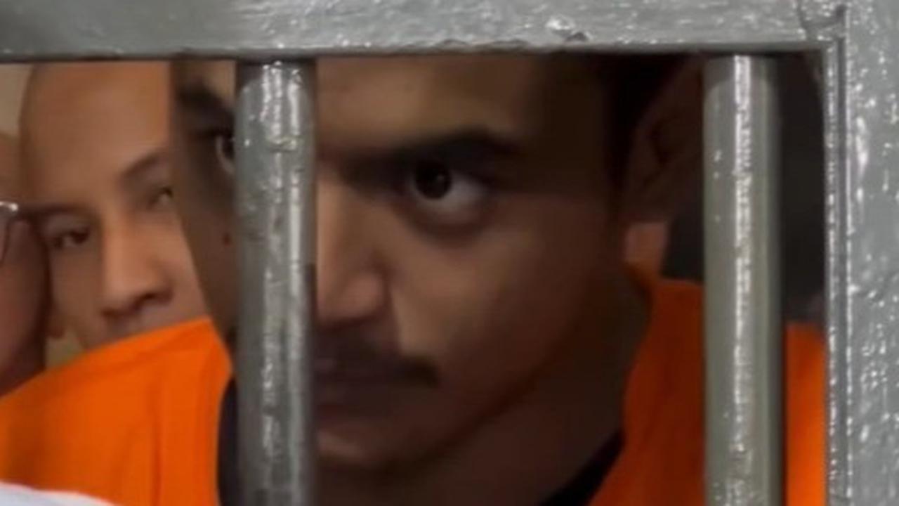 Tak Lagi Berambut Keriting, Ini 5  Potret Terbaru Vadel Badjideh Usai Sebulan Ditahan Polres Jaksel