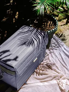 Inovasi pendingin ramah lingkungan dari sabut kelapa (@nutshellcoolers)