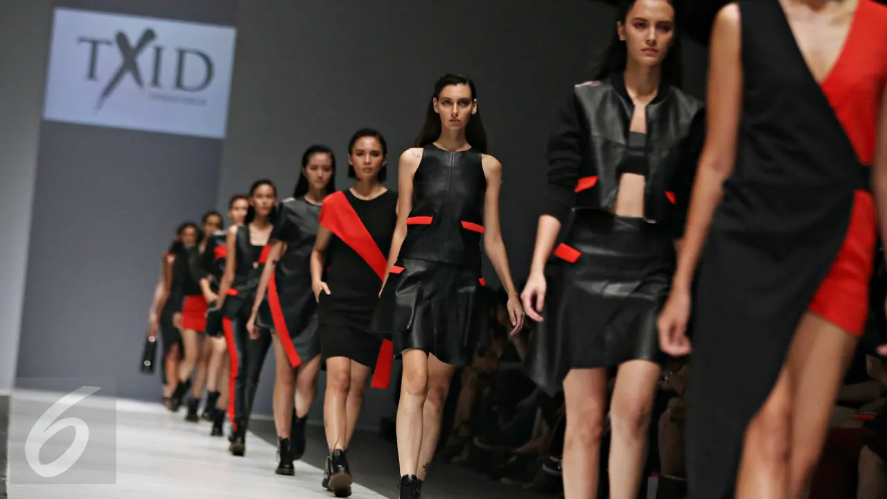 20151025-Koleksi Tex Saverio Menutup Hari Pertama JFW 2016