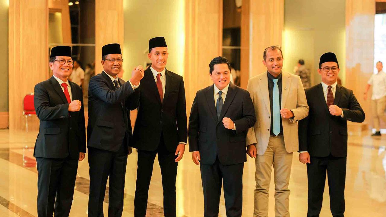 FOTO: Tambahan Amunisi Baru, Bintang Muda Belanda Miliano Jonathans Resmi Jadi WNI
