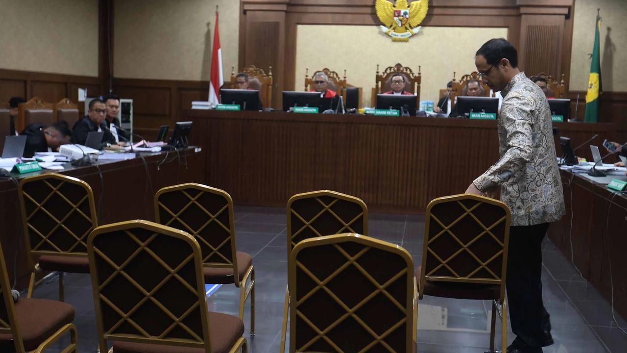 FOTO: Sidang Korupsi Chromebook Nadiem Makarim Soroti Kesehatan dan Alat Bukti