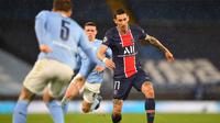 Angel Di Maria beraksi pada laga PSG versus Manchester City di leg kedua semifinal Liga Champions. (Paul ELLIS / AFP)