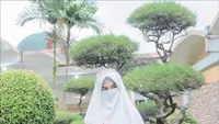 Wardatina Mawa Ungkap Momen Spiritual Saat Umrah, Cium Kakbah hingga Berdoa di Hijir Ismail