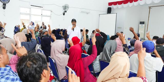 Cek Penyaluran Bansos di Bogor, Gus Ipul: BLT Tambahan Bukti Kepedulian Presiden ke Rakyat