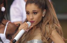 Tak Hanya Cantik dan Punya Segudang Prestasi, Ariana Grande Donasikan Hadiah Natal untuk Anak-Anak di Rumah Sakit Manchester