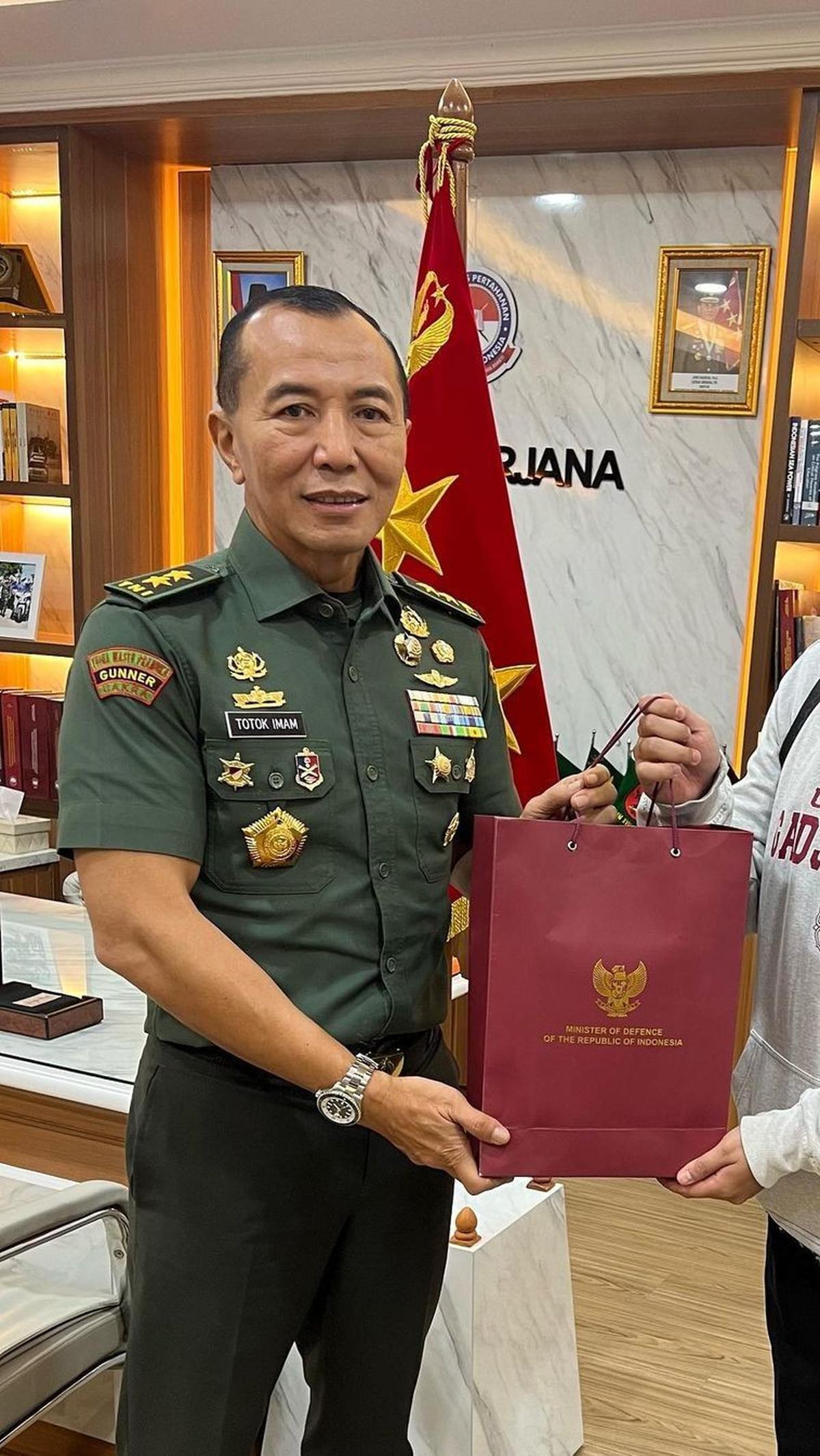 Profil Mayjen TNI Totok Imam Santoso <br>