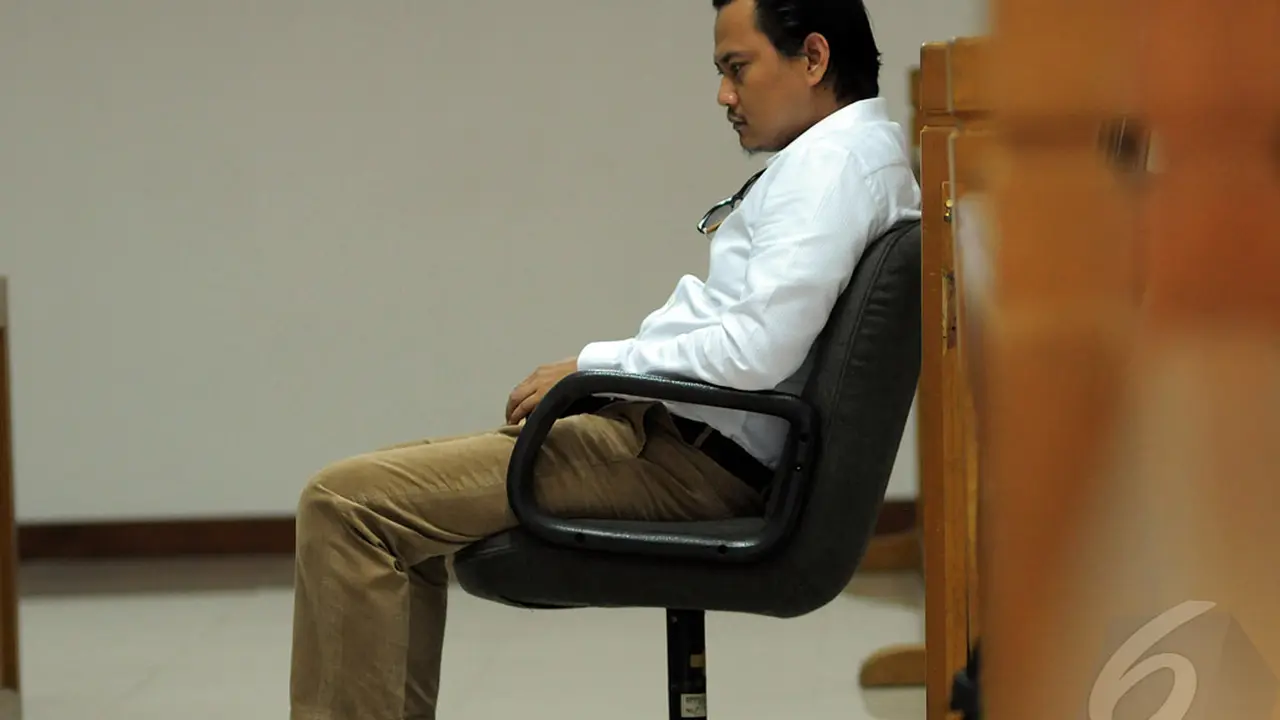 Anak Menteri Ini Tak Diacuhkan Dalam Sidang