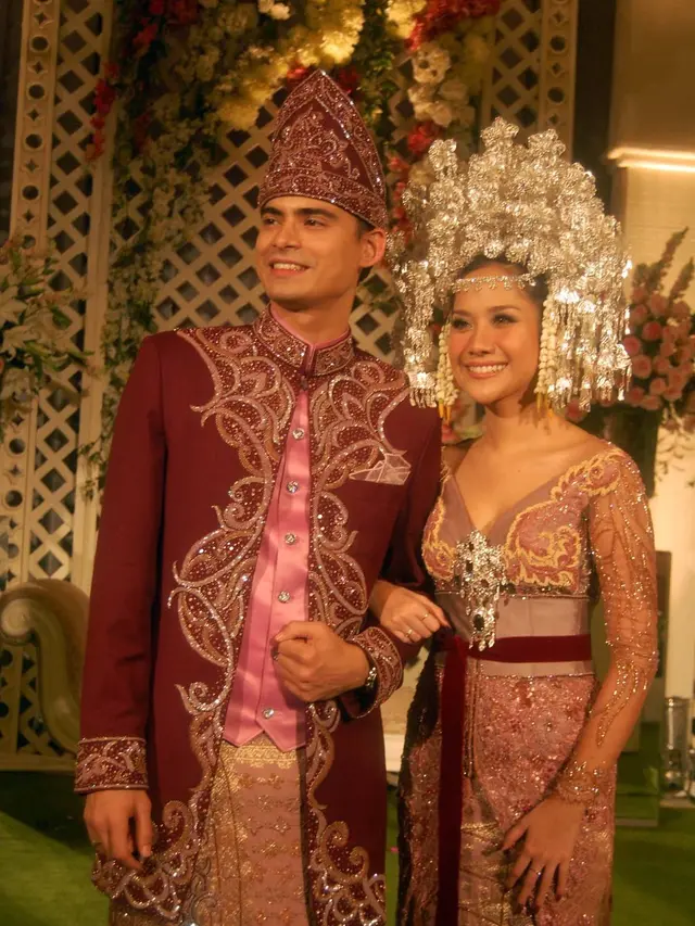 Potret pernikahan Bunga Citra Lestari dan Ashraf Sinclair