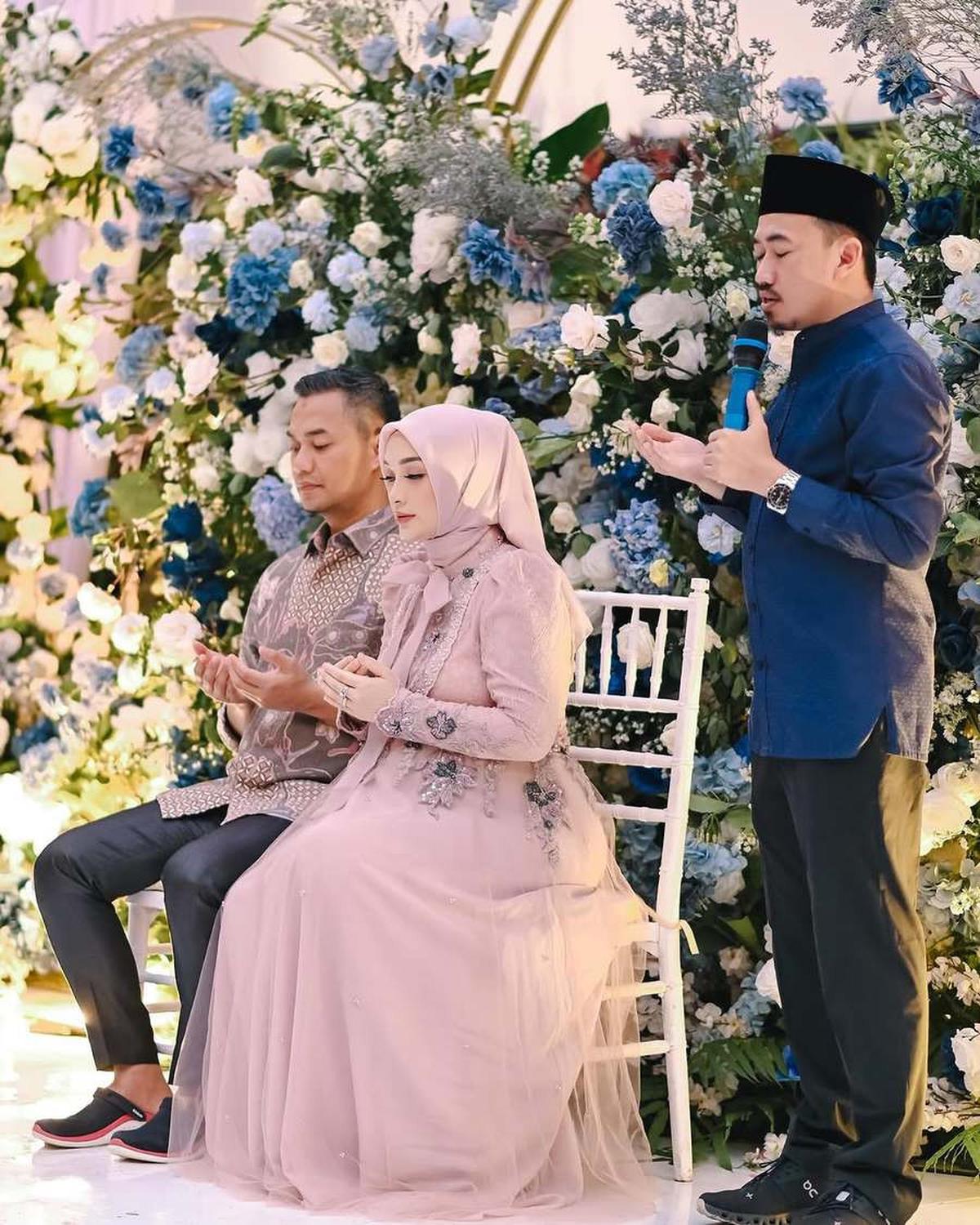Potret Tasyakuran 7 Bulanan Zaskia Gotik Ditemani Suami dan Anak-Anaknya, Salfok Bumil Secantik Barbie
