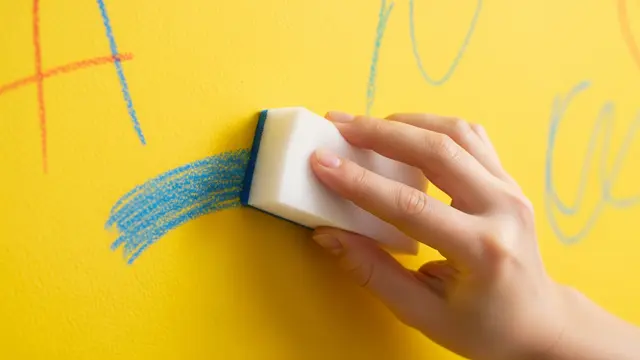 Menghilangkan Bekas Crayon dengan Magic Eraser