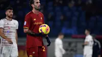 Sergio Oliveira pada laga AS Roma kontra Cagliari di Liga Italia 2021/2022. (Filippo MONTEFORTE / AFP)