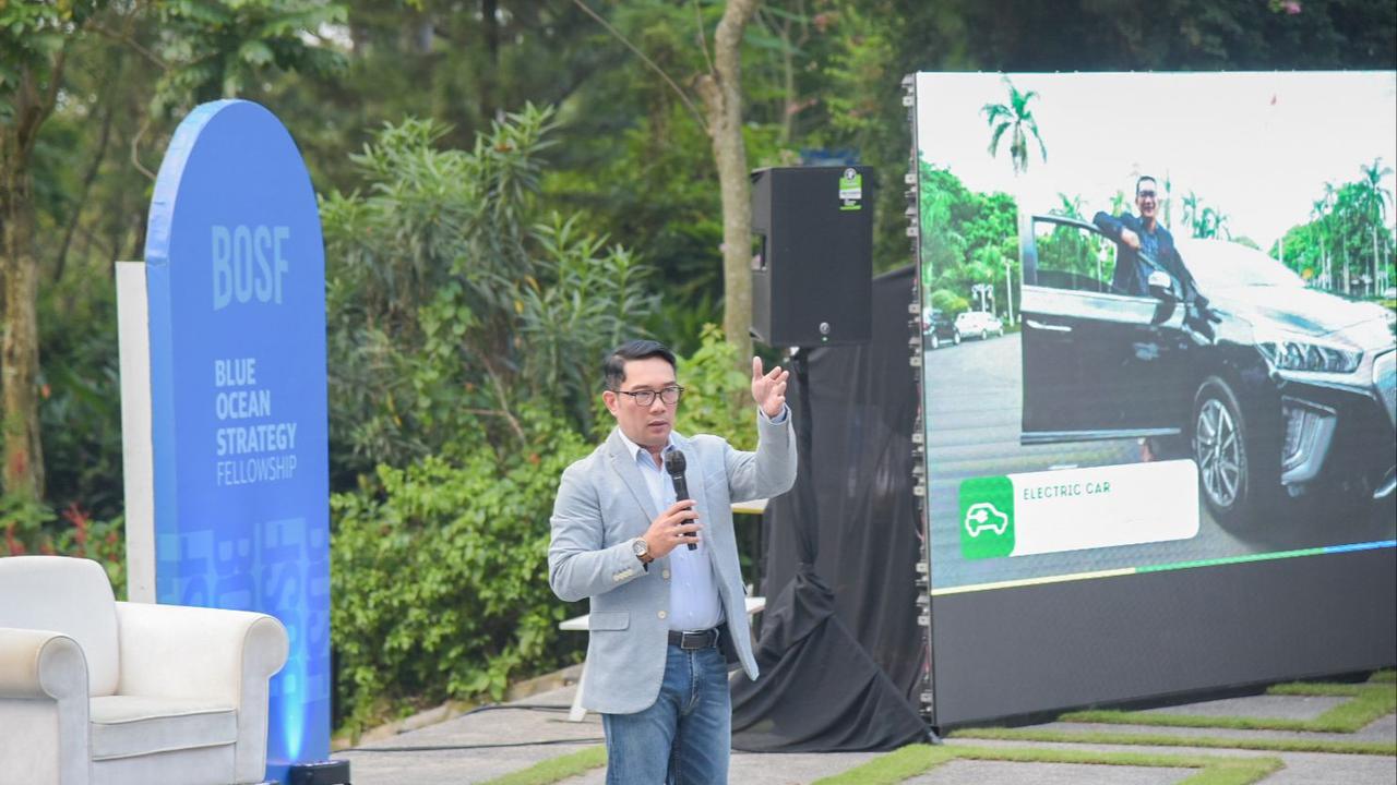 BOSF Menunjuk Gubernur Jawa Barat, Moch. Ridwan Kamil sebagai Distinguished Fellow dari Februari hingga Juni 2023.