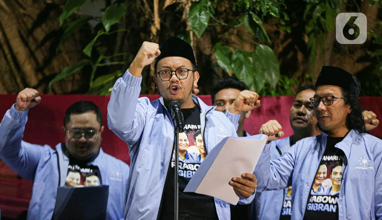 Prabowo hadir langsung dalam deklarasi tersebut. Para relawan pun menyambut antusias pembacaan deklarasi dukungan itu. (Liputan6.com/Faizal Fanani)