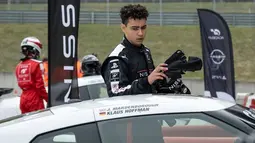 Film Gran Turismo di Vidio: Pemain Gim yang Berhasil Balapan di Lintasan Sungguhan