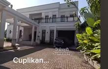 Potret Rumah Mewah & Megah Rossa di Sumedang, Bergaya ala Amerika & Miliki Halaman Sangat Luas