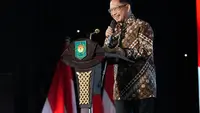 Kemendagri Beri Penghargaan Pemda Berprestasi Regional Jawa-Bali