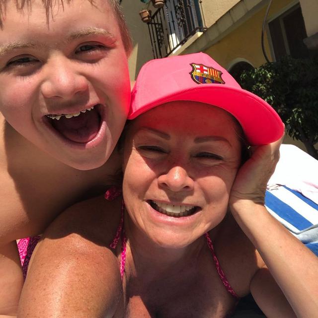 Leticia Calderon dan Luciano. (Foto: Instagram @letycalderon79)