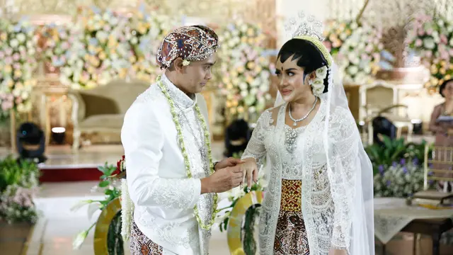 Pernikahan Shinta Bachir dan Indra Kristianto