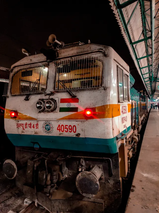 Ilustrasi Kereta Api India