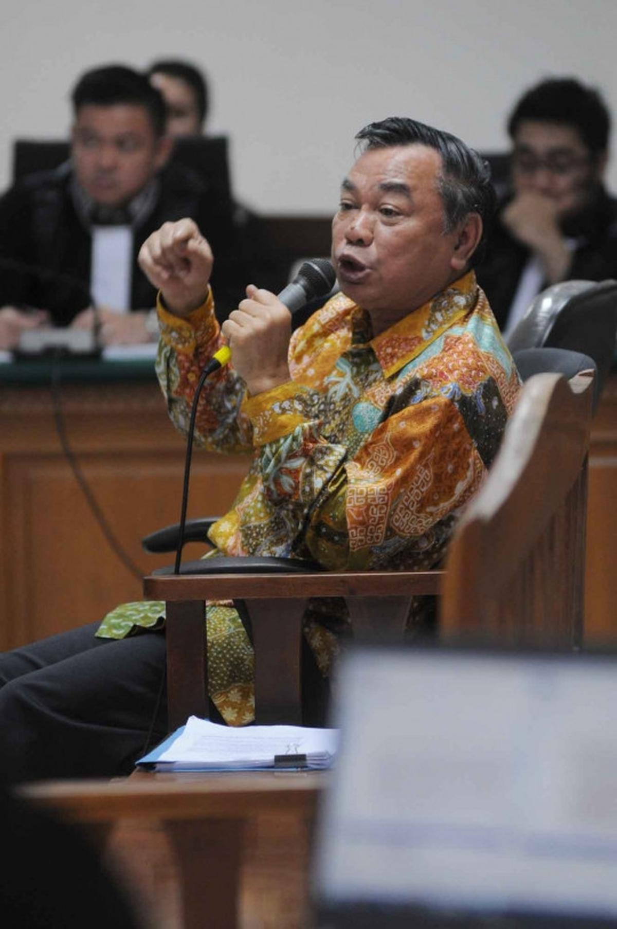 Politikus PPP Hasrul Azwar bersaksi di sidang Suryadharma Ali