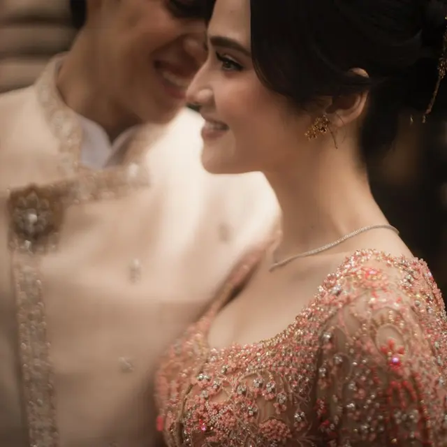 Kalung Lamaran Syifa Hadju (Instagram syifahadju)